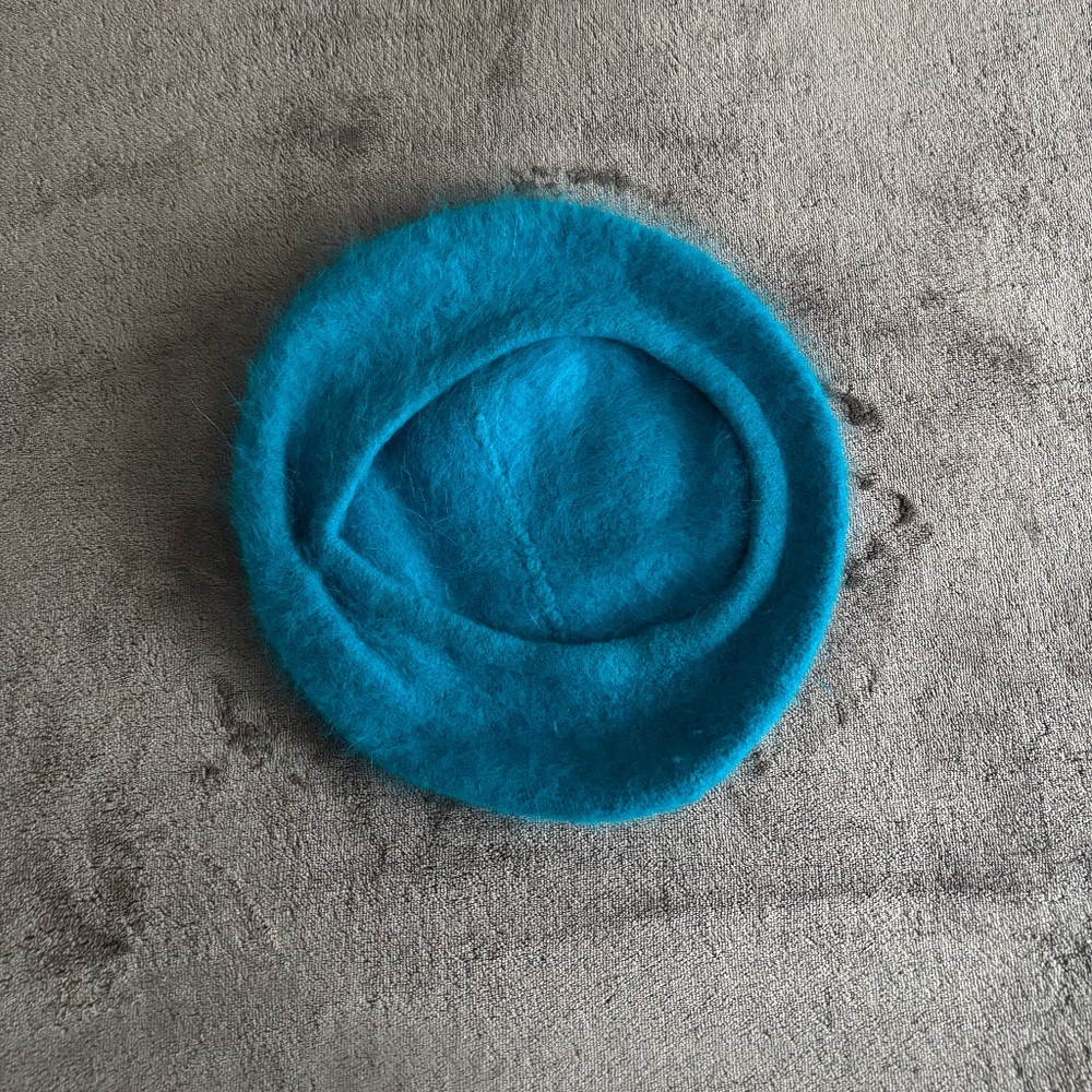 Angora Wool Scarf & Beret Set - Picture 5 of 7